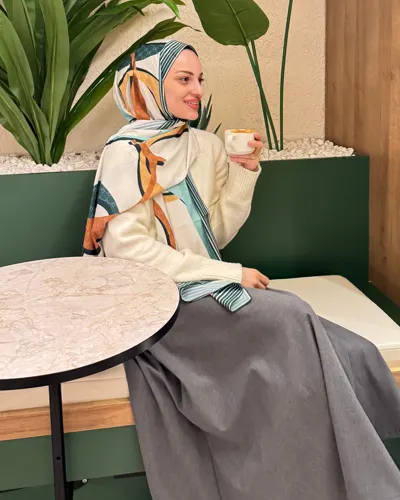 Soft Yeşil Zincir Desen Pamuk Vual Şal · Soft Yeşil