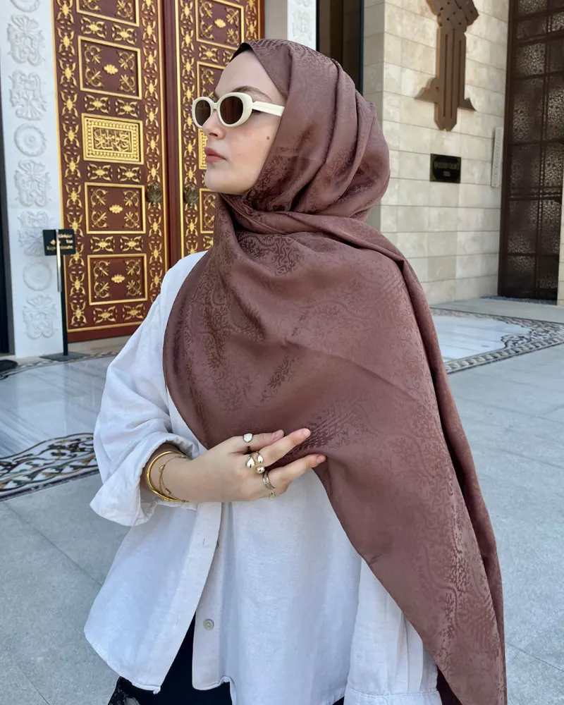 Tozlu Kahve Lavin Desen Jakar Şal