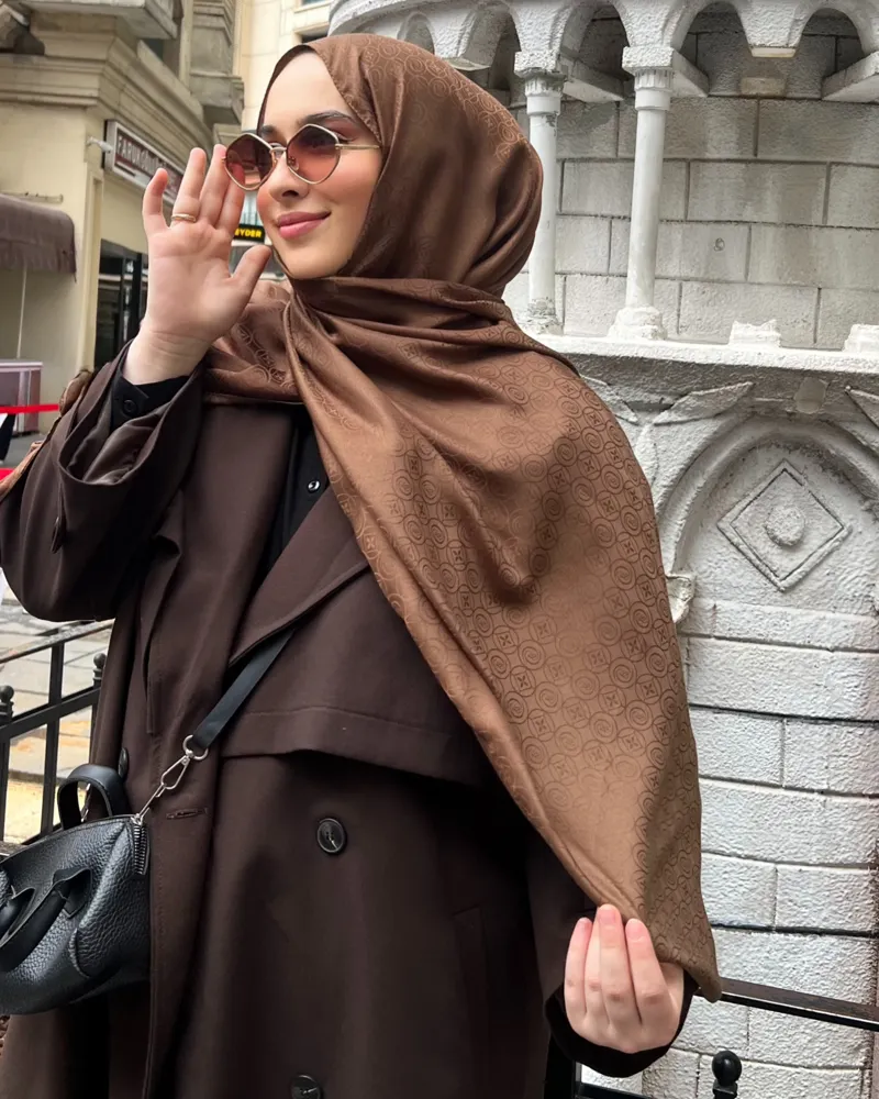 Tozlu Kahve Luxe Desen Jakar Şal · görsel 2