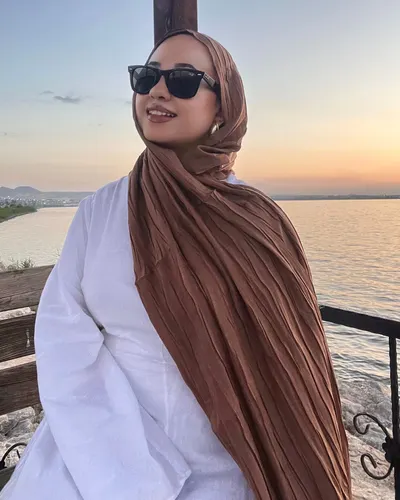 Tozlu Kahve Piliseli Bambu Şal · Tozlu Kahve